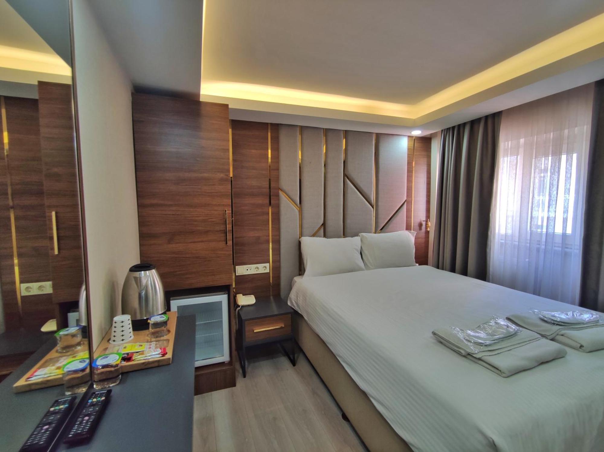 The Golden Pera'S Hotel & Spa Стамбул Екстер'єр фото